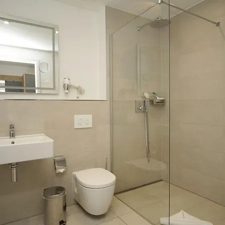 דירה Wreecher Idyll 01 *